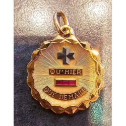 Médaille or 750/1000 avec...